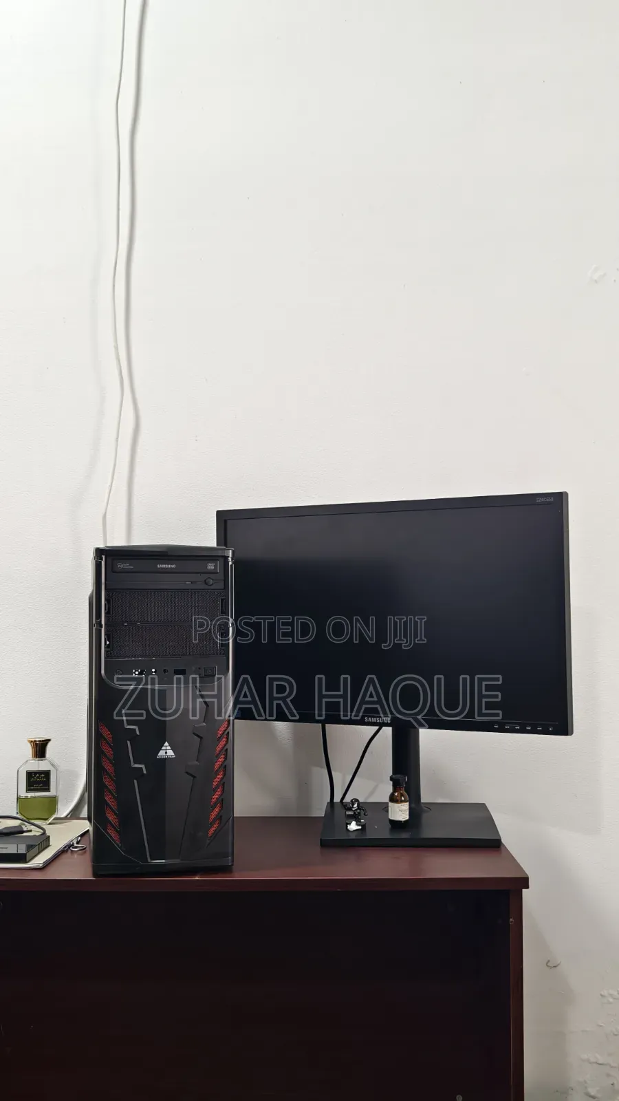 Desktop Computer 8GB Intel Core i5 SSD 256GB