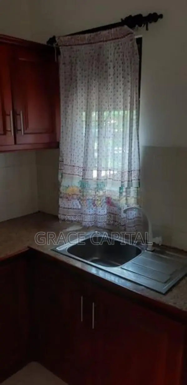 Unfurnished Flat for Rent Colombo 8