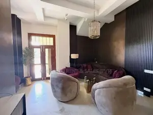 Fully Furnished Cafe for Rent at Colombo 5