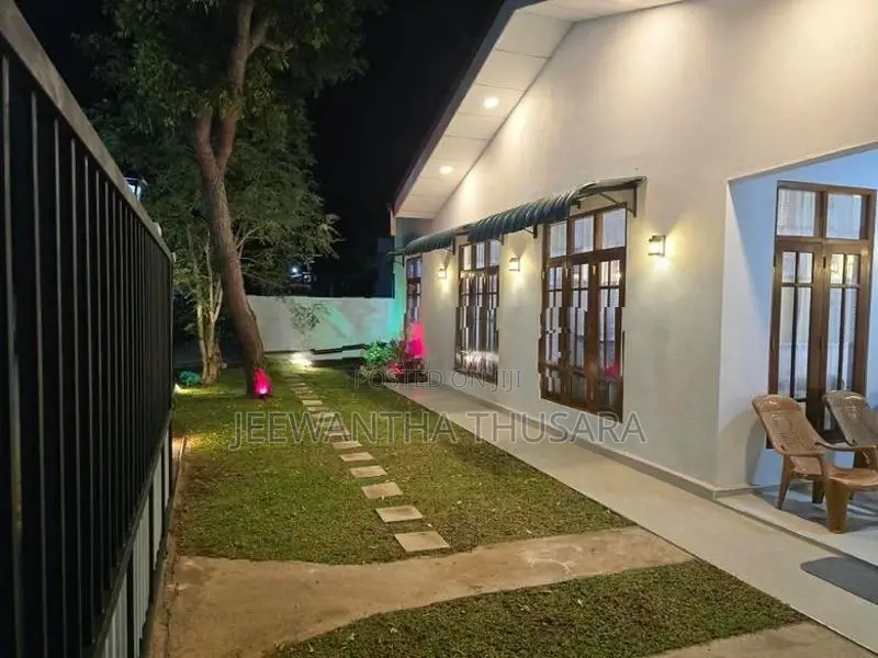 Newly Built 2-Bedroom Apartment Rent Negombo