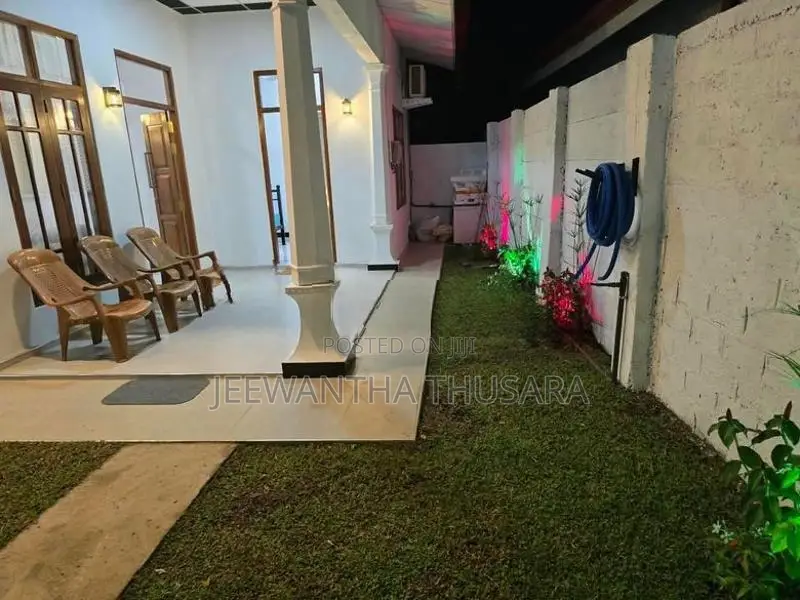 Newly Built 2-Bedroom Apartment Rent Negombo