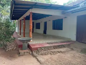 Land With House For Sale - Thalawa In Talawa