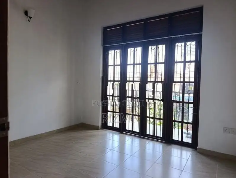 1st Floor 3BR House for Rent in Mount Lavinia