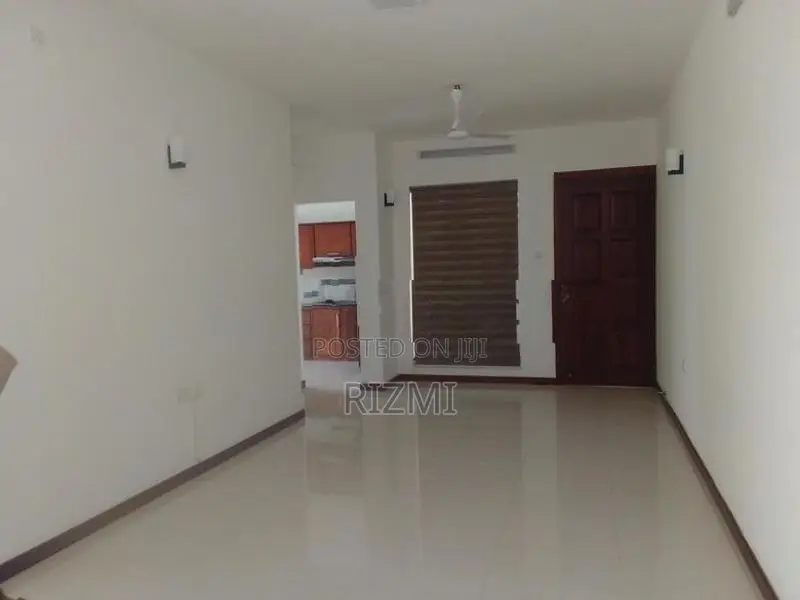 5th Floor Direct Sea View 3BR apartment for Rent in Colombo 6