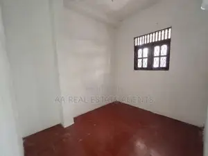 Single Storey House for Sale in Wellampitiya