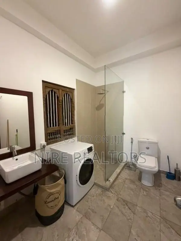 Geoffrey 2 BDR Private Apartment for Rent, Jawatte