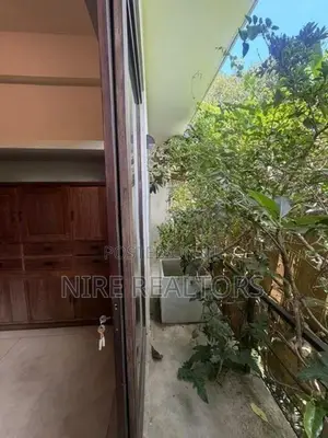 Geoffrey 2 BDR Private Apartment for Rent, Jawatte