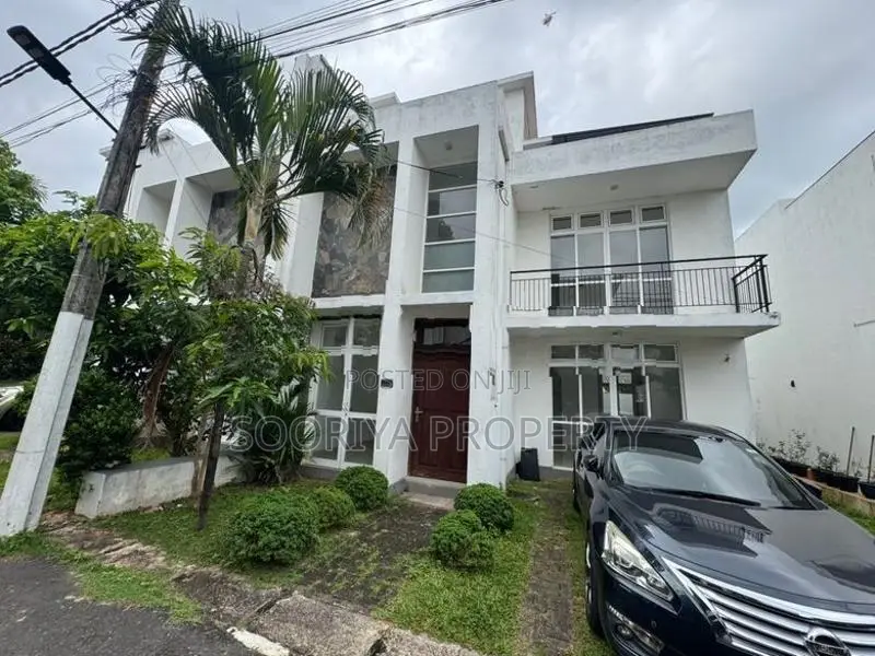 Getad Community Luxury House for Sale in Piliyandala