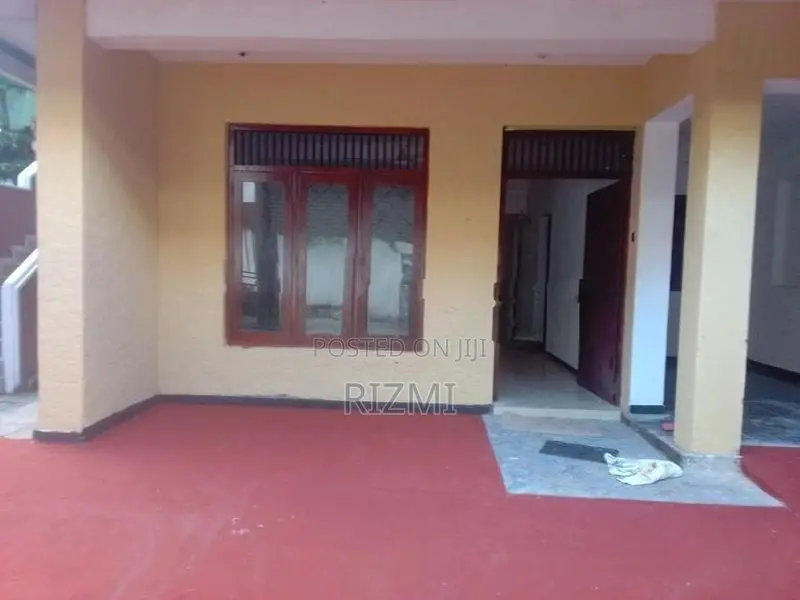 Ground Floor 3BR House For Rent in Dehiwala Sudarsana Road