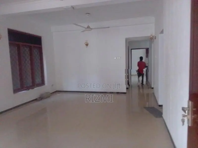 Ground Floor 3BR House For Rent in Dehiwala Sudarsana Road