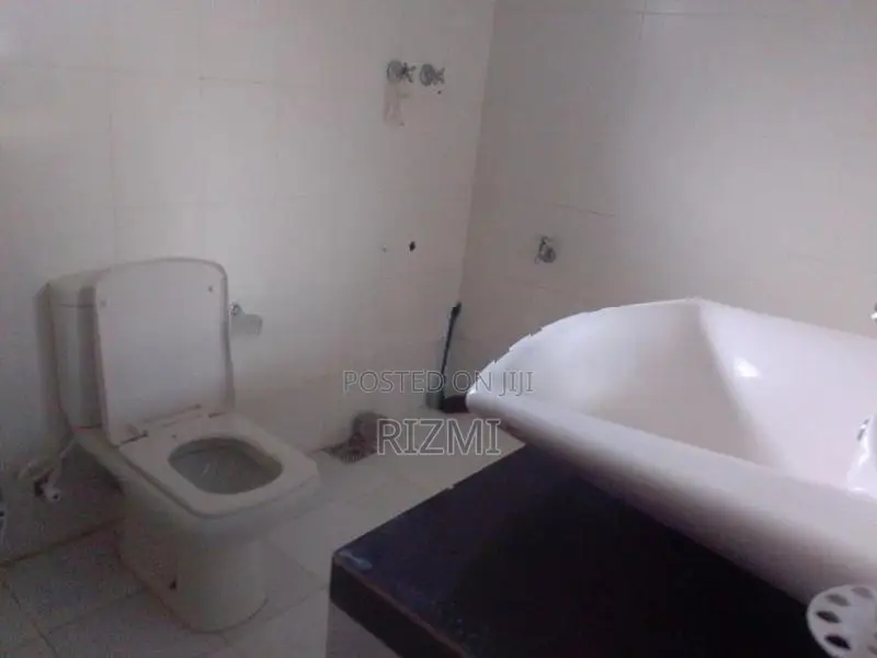 Ground Floor 3BR House For Rent in Dehiwala Sudarsana Road