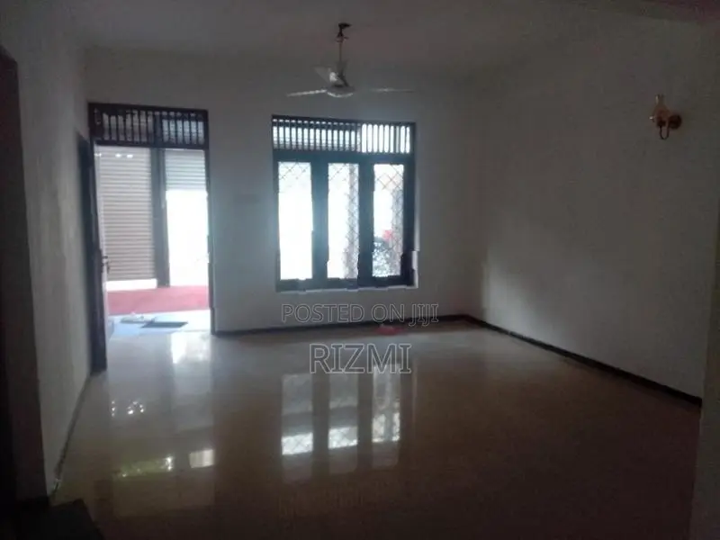 Ground Floor 3BR House For Rent in Dehiwala Sudarsana Road
