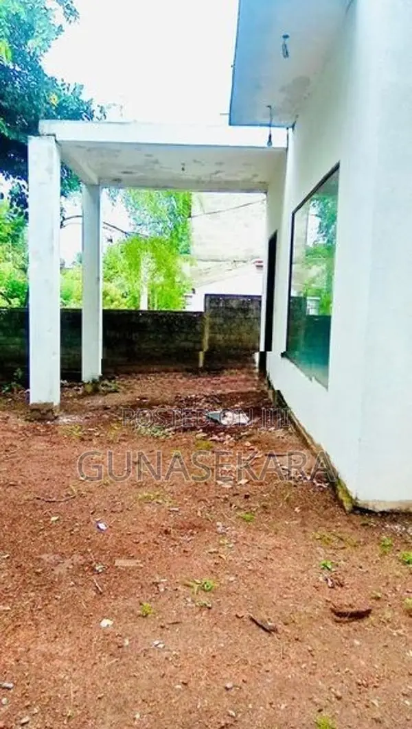 House for sale - Ganemulla