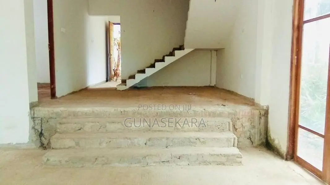House for sale - Ganemulla