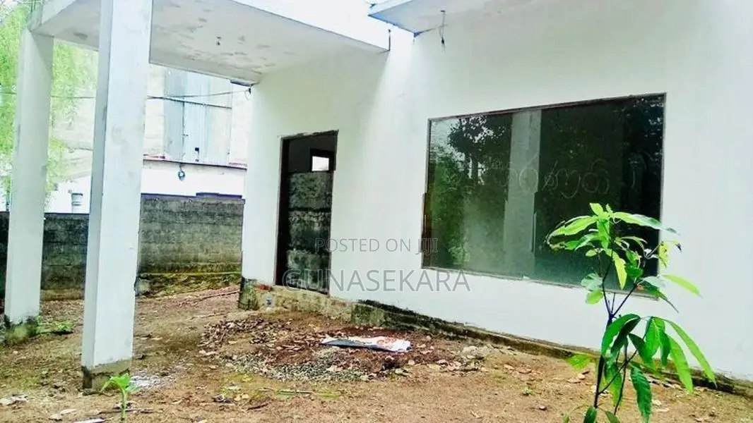 House for sale - Ganemulla