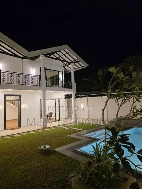 Luxury House For Sale with Private Swimming Pool Garden in Kandana