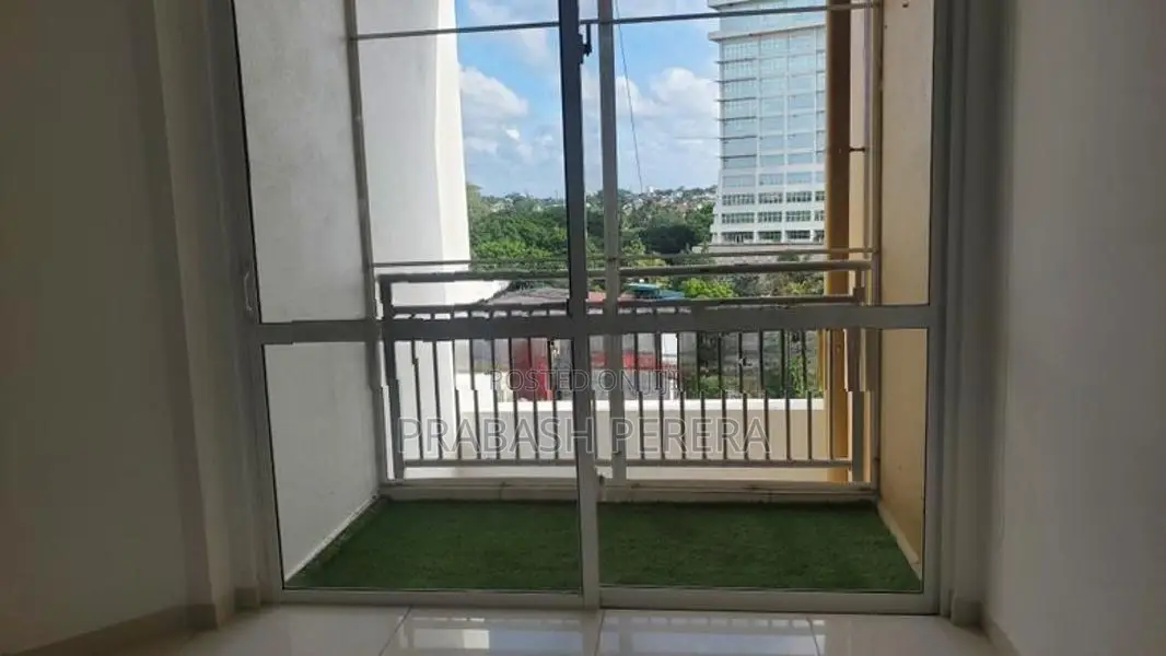 3 Bed Furnished Apartment for Sale in Battaramulla