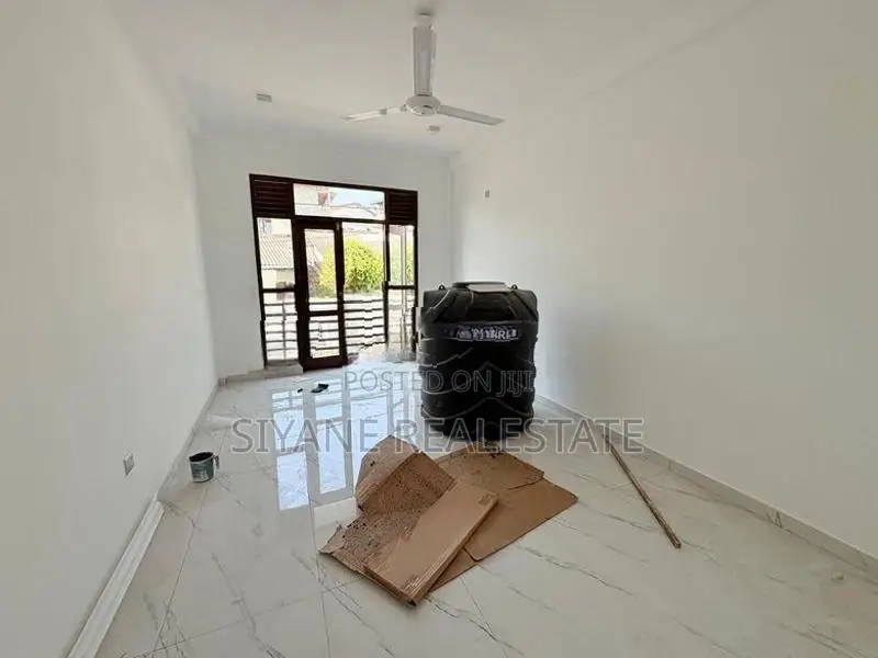 Brand-New Luxury House for Sale Nugegoda