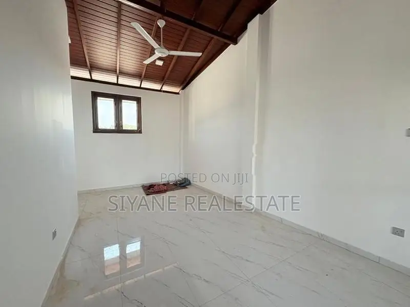 Brand-New Luxury House for Sale Nugegoda
