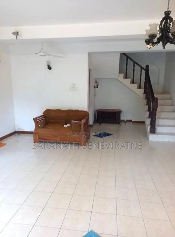 House for Sale in Moratuwa CASH ONLY