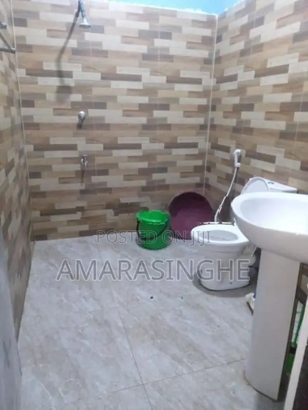 Room for Rent - Near by Kelaniya Railway Station (Ladies Only)