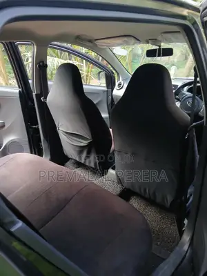Toyota Vitz 2018 Gray