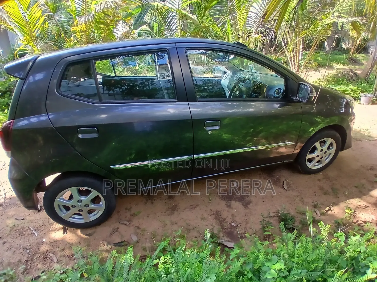 Toyota Vitz 2018 Gray