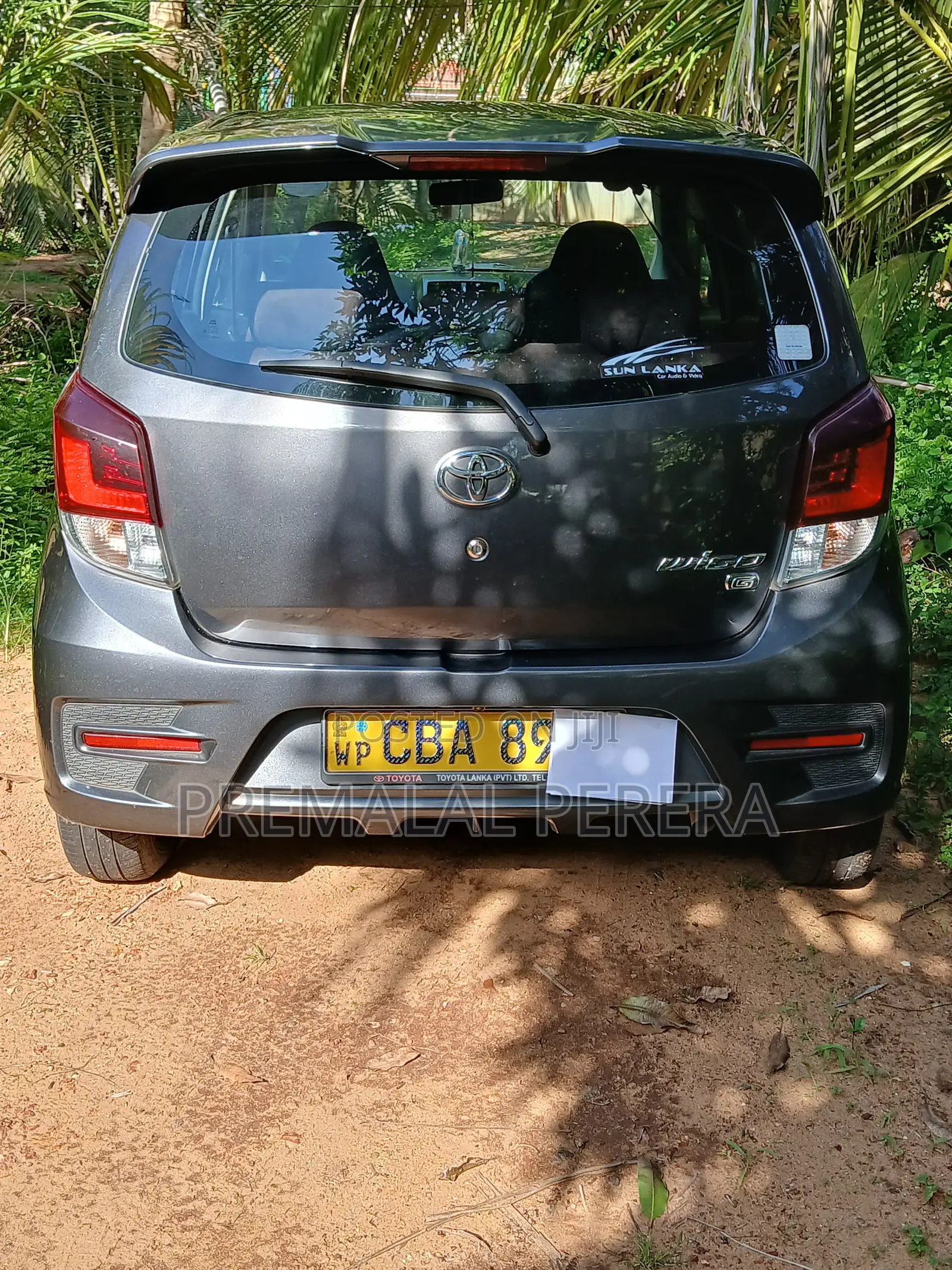 Toyota Vitz 2018 Gray