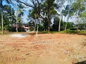 7.5P Superb Land - Walking Distance to High Level & Dharmapala College