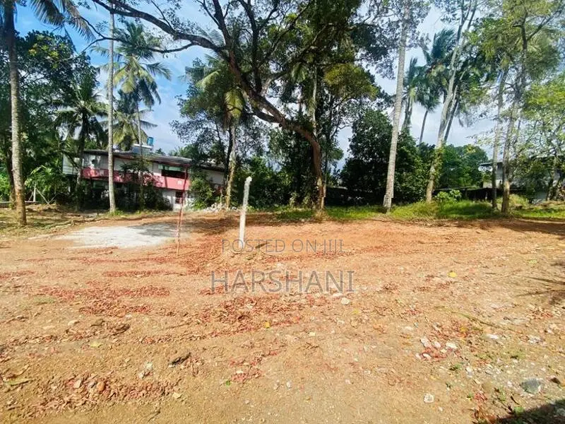7.5P Superb Land - Walking Distance to High Level & Dharmapala College