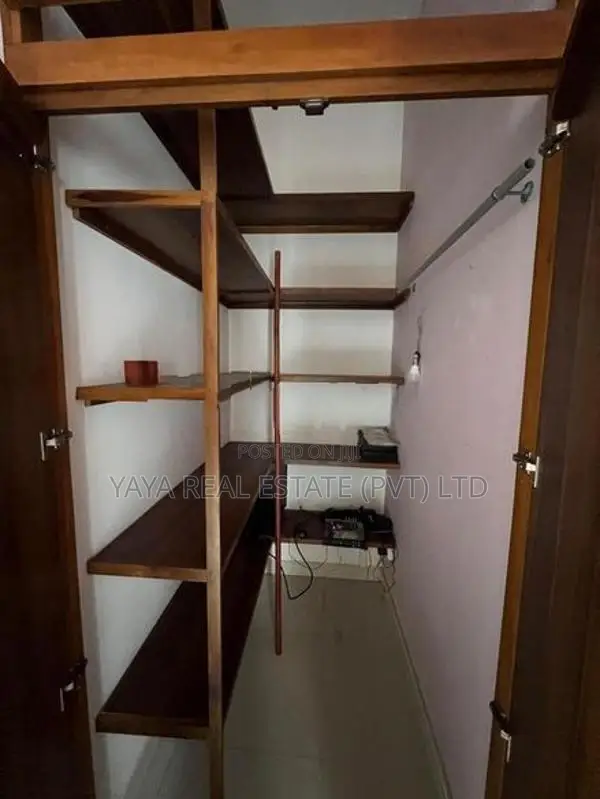 Luxury House for Sale in Thalawathugoda