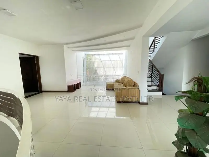 Luxury House For Sale In Rajagiriya