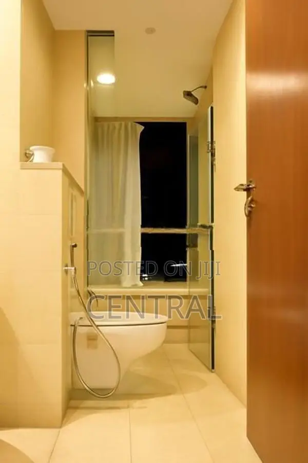 Furnished Apartment for Sale in Monarch apartment, Colombo 03 (C7-9868
