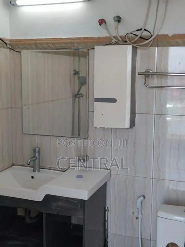 Luxury 4-Bedroom Apartment for Sale Colombo 6 (Wellawatta) (C7-7962)