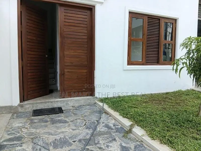 NAWALA : 3BR (11P) BRAND NEW TWO-STORY HOUSE WITH ROOFTOP FOR SALE