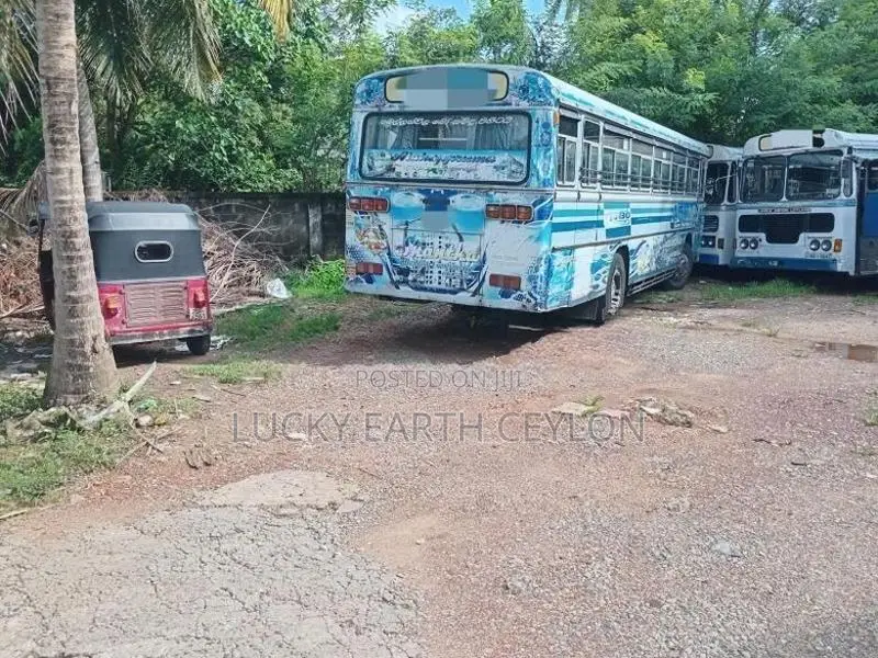 Boralesgamuwa, Square Shaped Bare Land For Rent (NZM1123)
