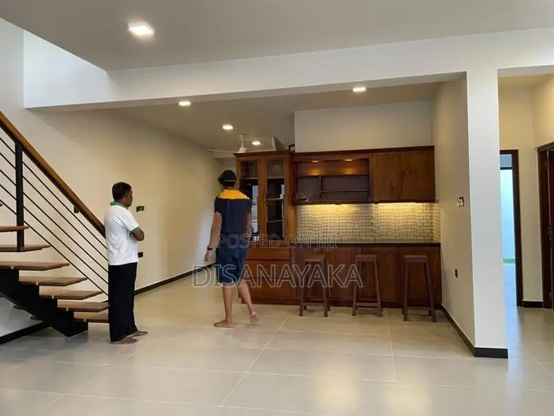 Super Luxury Two Storey House for Sale in Battaramulla Ds675