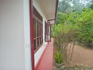 Bulathsinhala House For Sale බුලත් සිංහල නිවසක් විකිණීමට තිබේ. In Hora