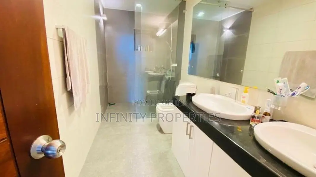 Luxury Penthouse apartment Sale At Colombo 05