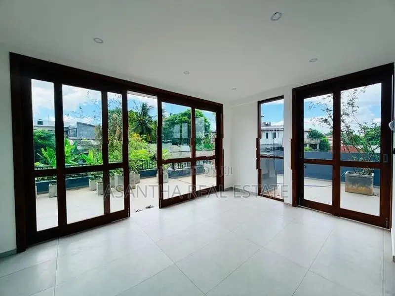 Brand New LUXURY HOUSE Sale At 500 M Thalawathugoda