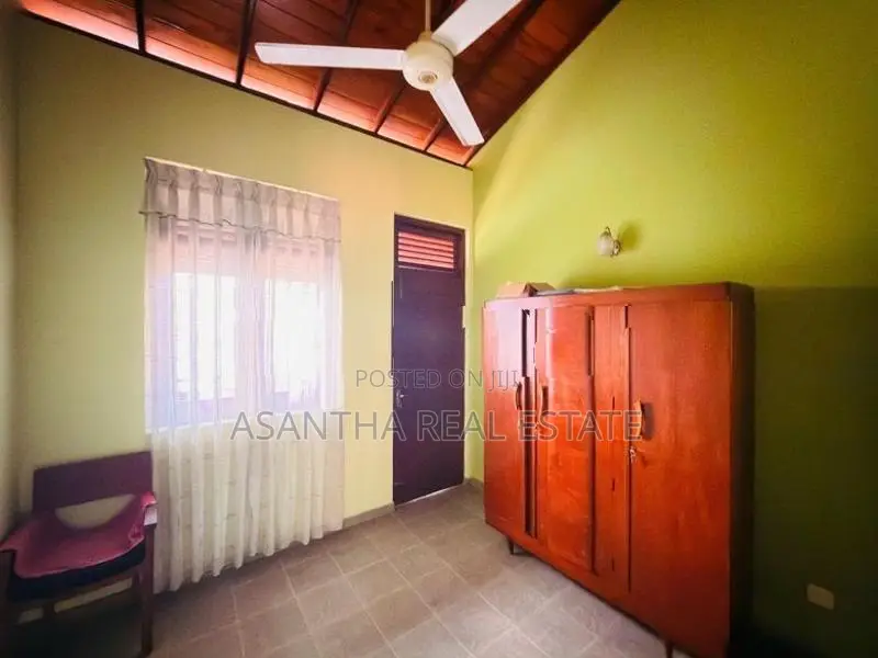 (AFA255) 03 Storey House with 7.78P Sale At Udahamulla Nugegoda