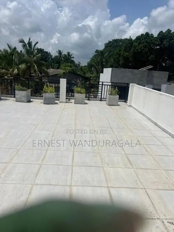 house for sale in madapatha. hs492