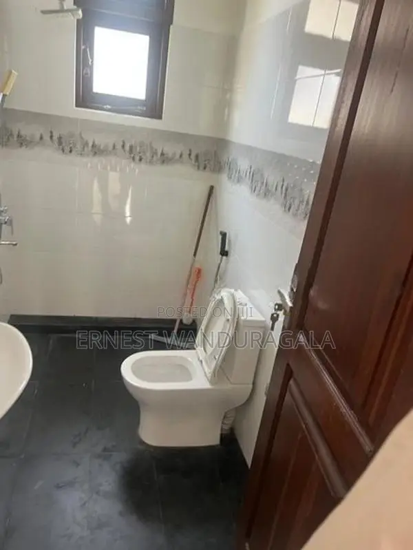 house for sale in madapatha. hs492
