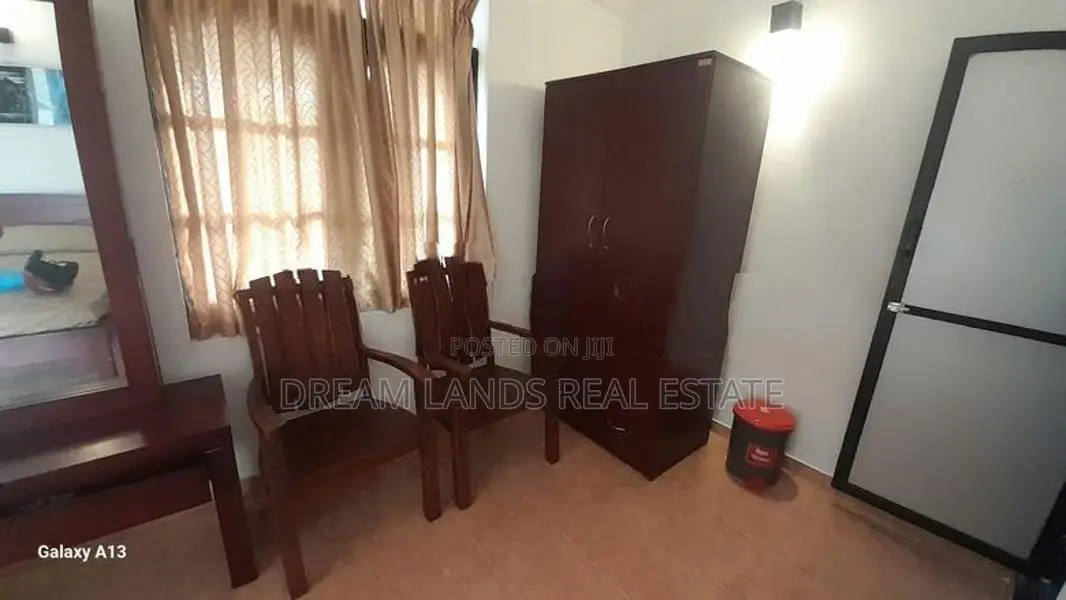 Mt Laviniya 3 Floor Unit for Rent ( R- 748)