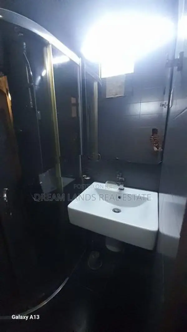 Mt Laviniya 3 Floor Unit for Rent ( R- 748)