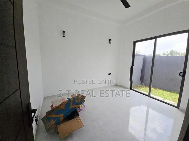 Elegant Designed Luxury Three Story House For Sale In Pannipitiya