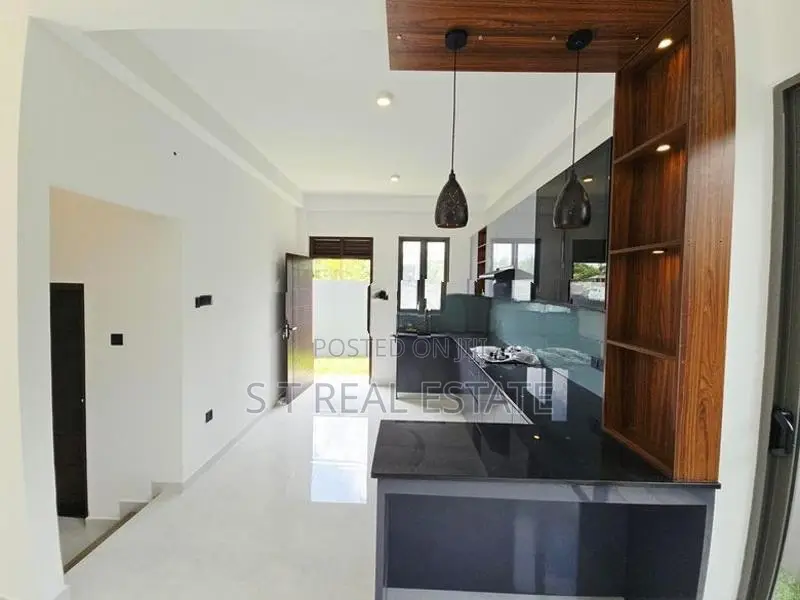 Elegant Designed Luxury Three Story House For Sale In Pannipitiya