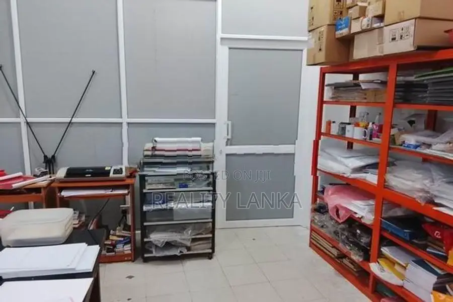 Showroom rent (3988) Negombo