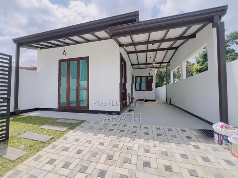 Brand New Single House Sale Athurugiriya