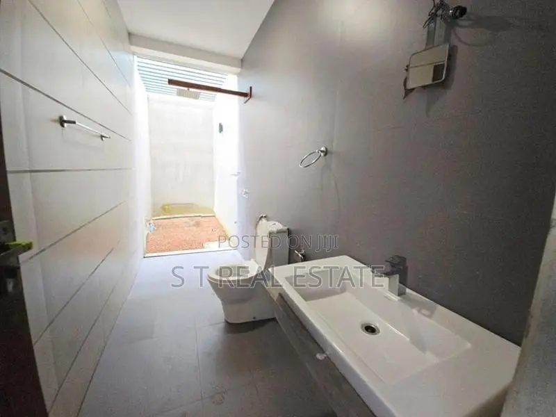 Almost New Luxury 3 Story House For Sale In Boralesgamuwa